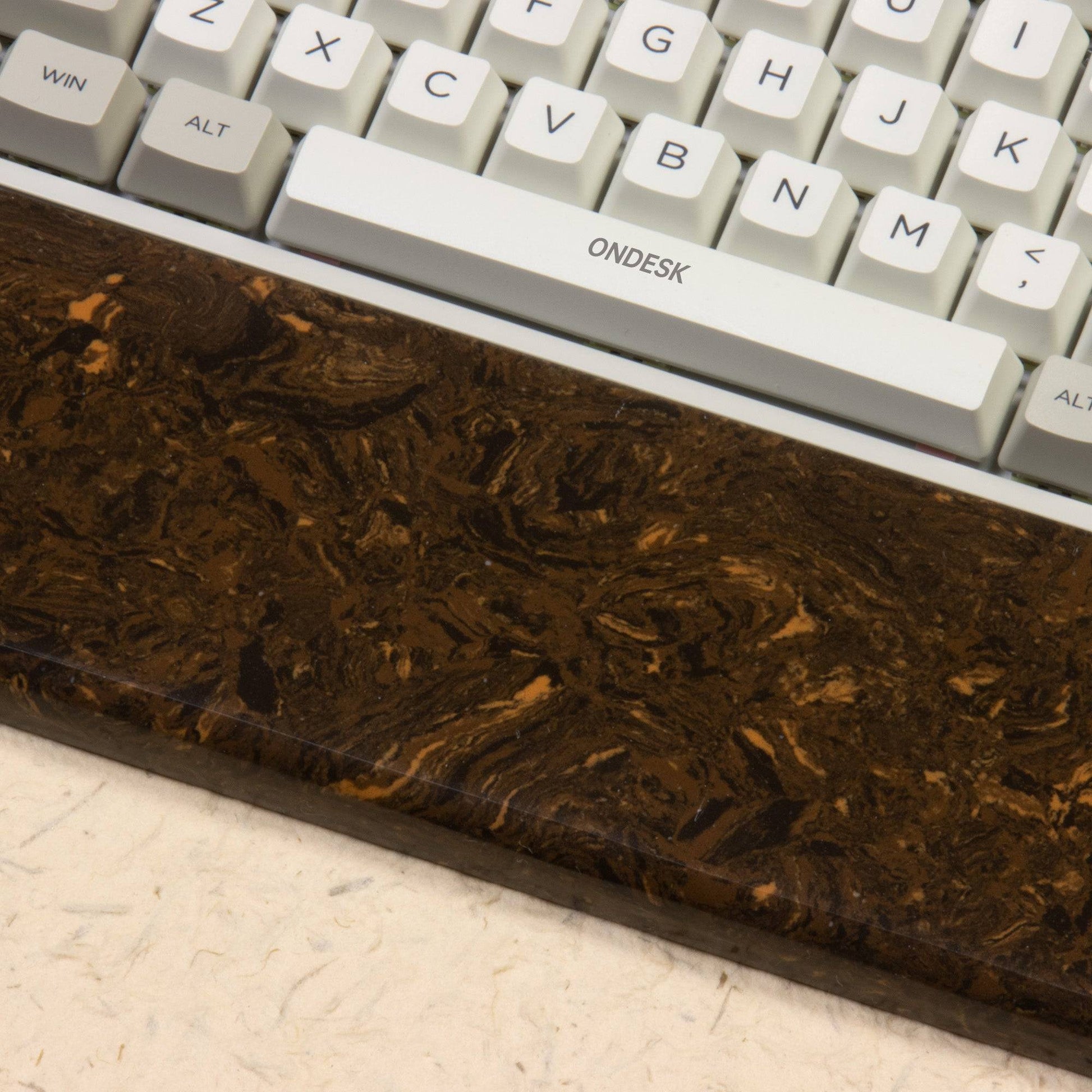 grcoffeeay wrist rest with keyboard