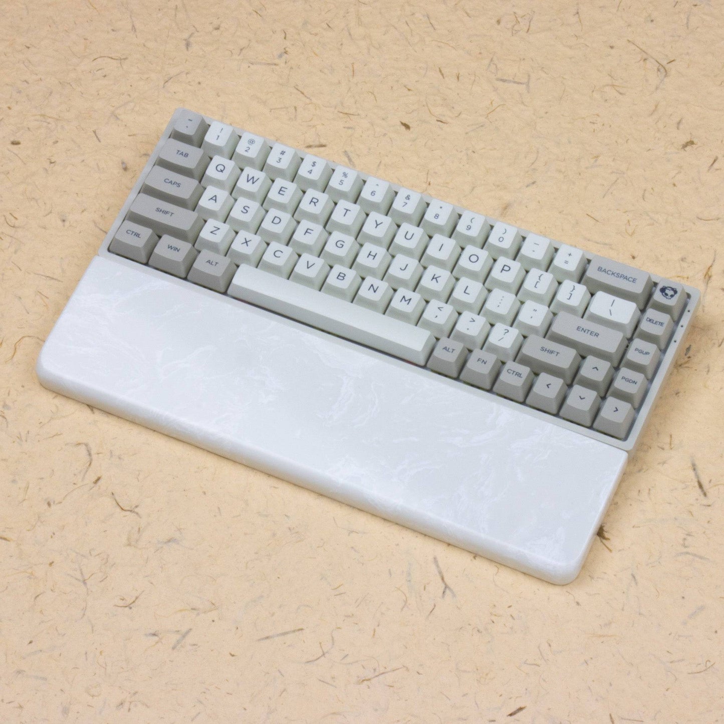 White and snow wrist rest and keyboard