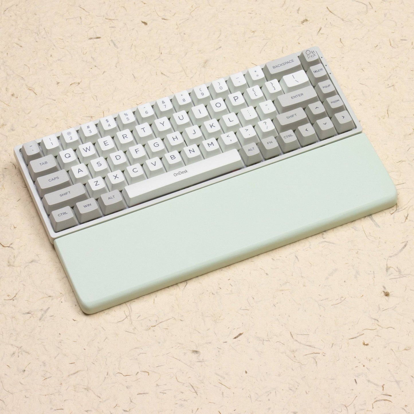 dew green wrist rest with keyboard