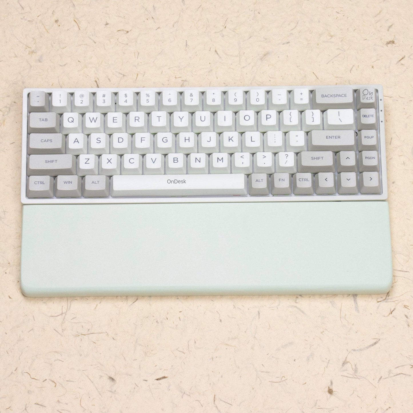 dew green wrist rest with keyboard